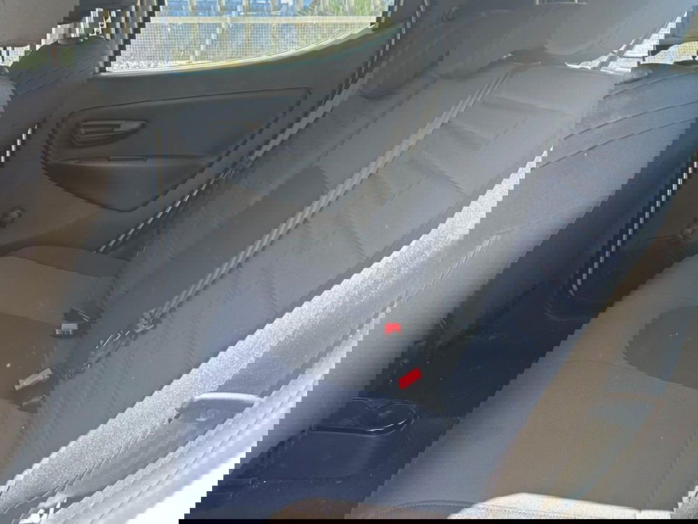 Lancia Ypsilon usata a Salerno (7)