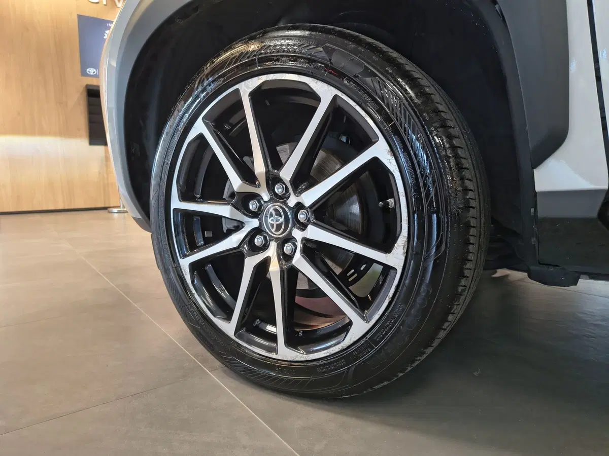 Toyota Yaris Cross usata a Catanzaro (11)