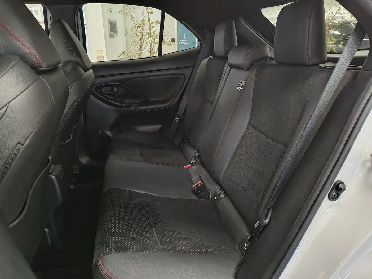 Toyota Yaris Cross usata a Catanzaro (16)