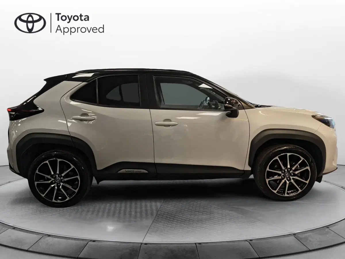 Toyota Yaris Cross usata a Catanzaro (6)