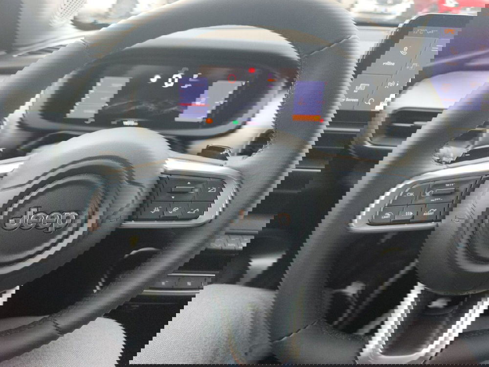 Jeep Avenger usata a Frosinone (16)