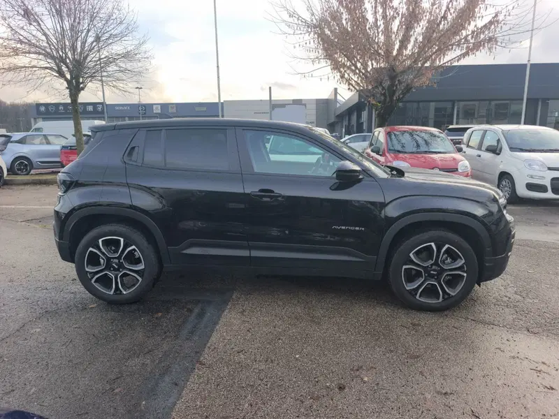 Jeep Avenger usata a Frosinone (7)