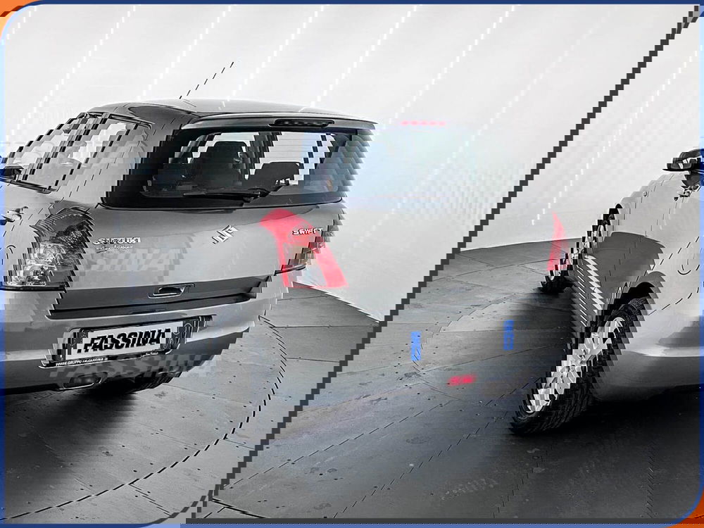 Suzuki Swift usata a Milano (4)