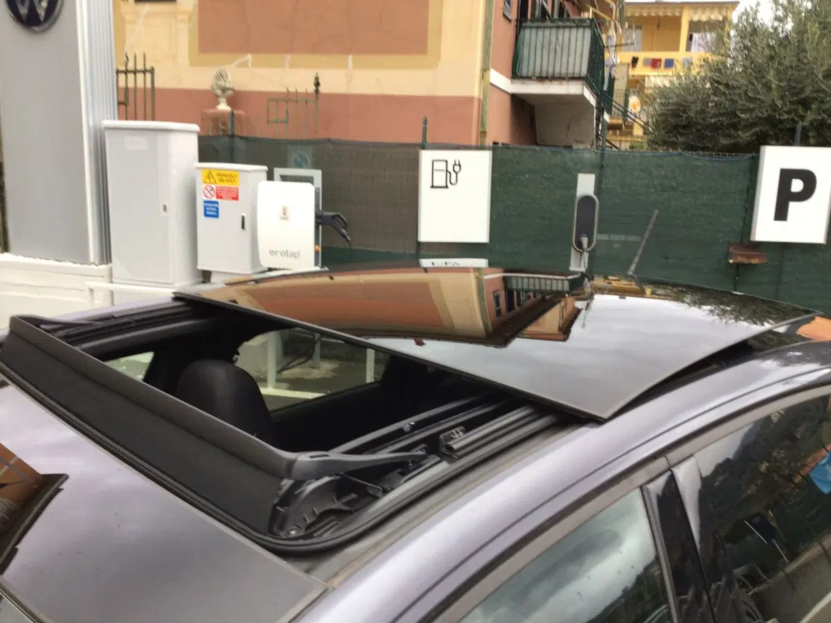 Volkswagen Taigo usata a Genova (11)