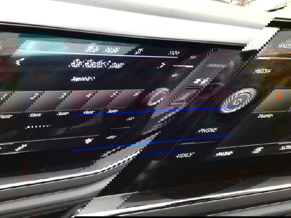 Volkswagen Taigo usata a Genova (12)