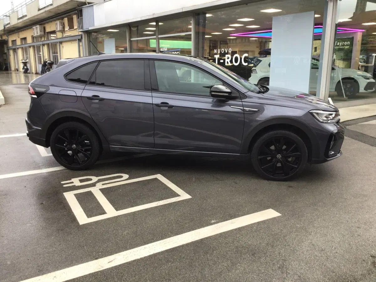 Volkswagen Taigo usata a Genova (3)