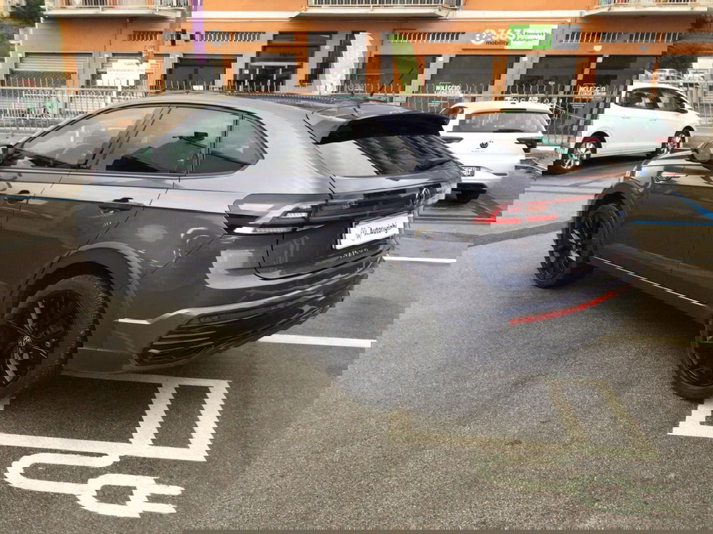 Volkswagen Taigo usata a Genova (6)