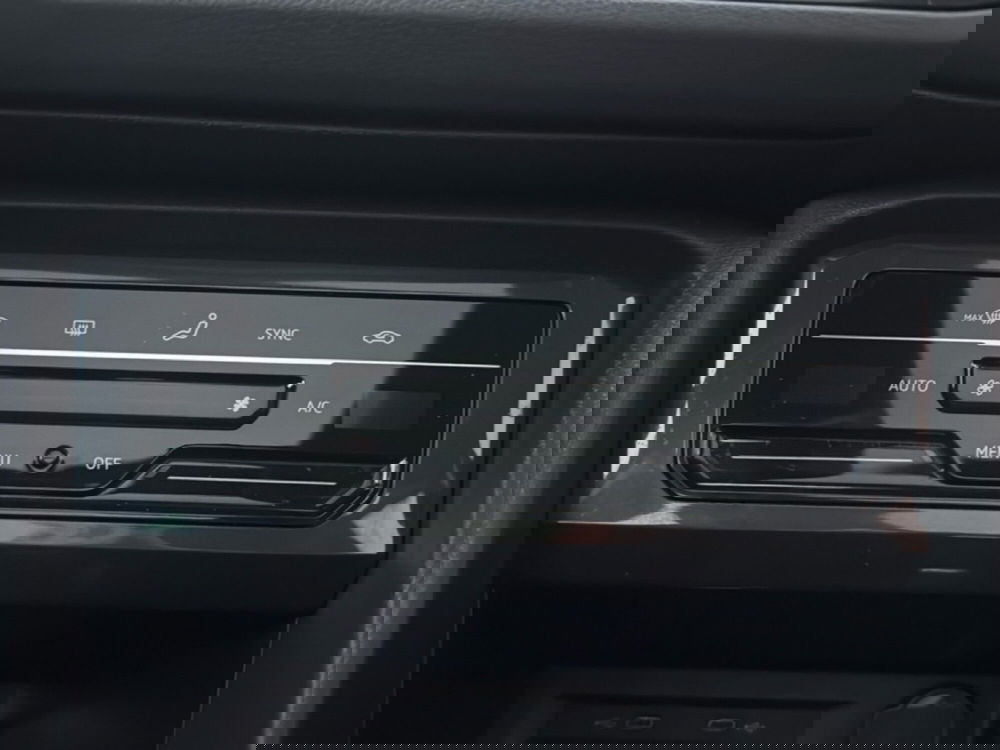 Volkswagen Tiguan usata a Terni (14)