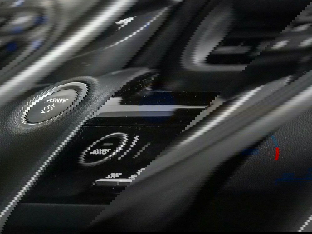 Toyota Yaris Cross usata a Foggia (20)