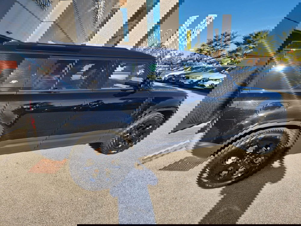 Land Rover Defender usata a Ascoli Piceno (2)