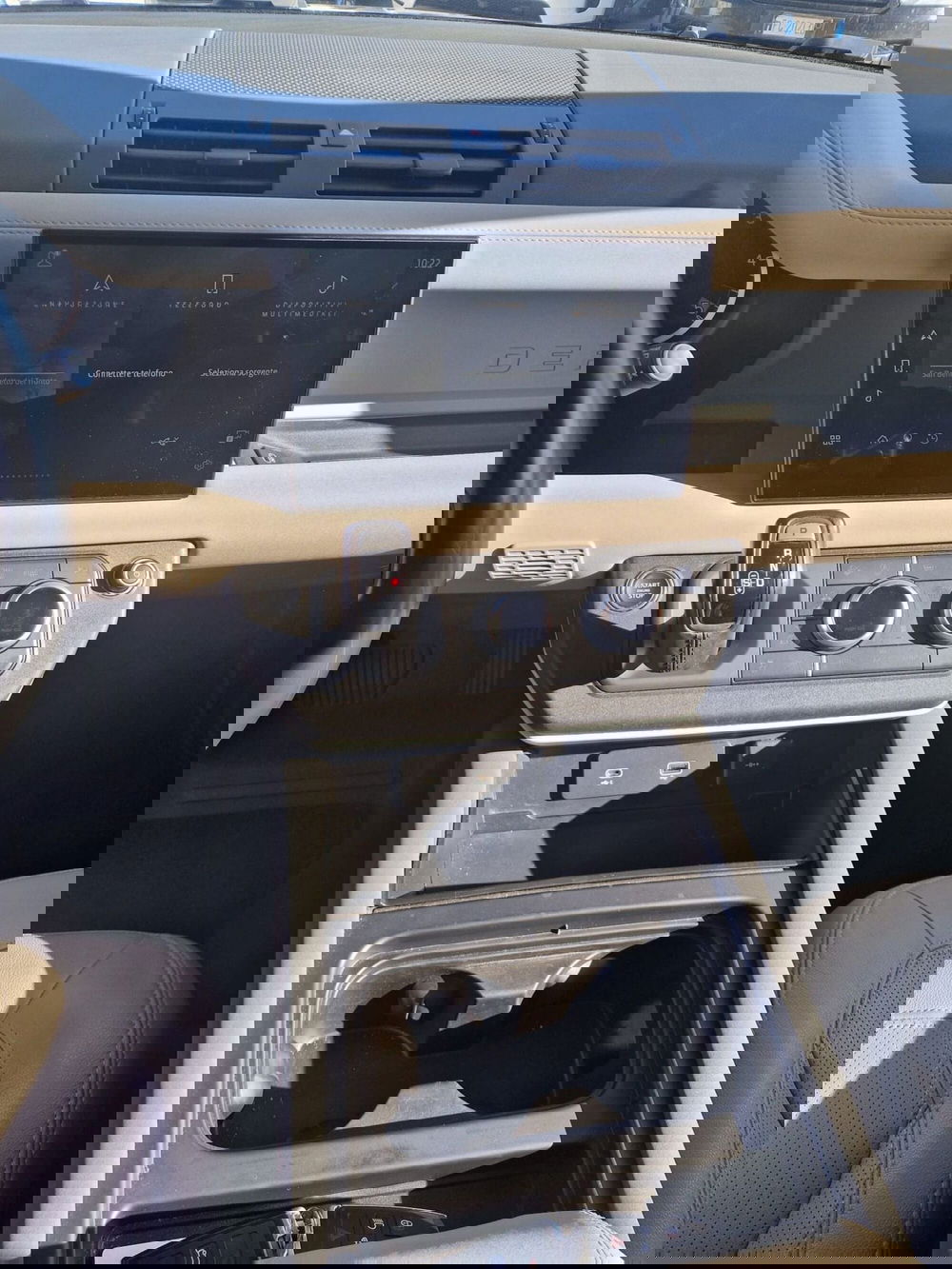 Land Rover Defender usata a Ascoli Piceno (4)