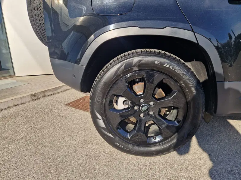 Land Rover Defender usata a Ascoli Piceno (9)