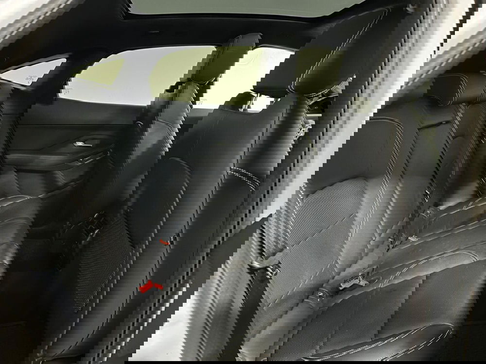 Jaguar E-Pace usata a Novara (5)