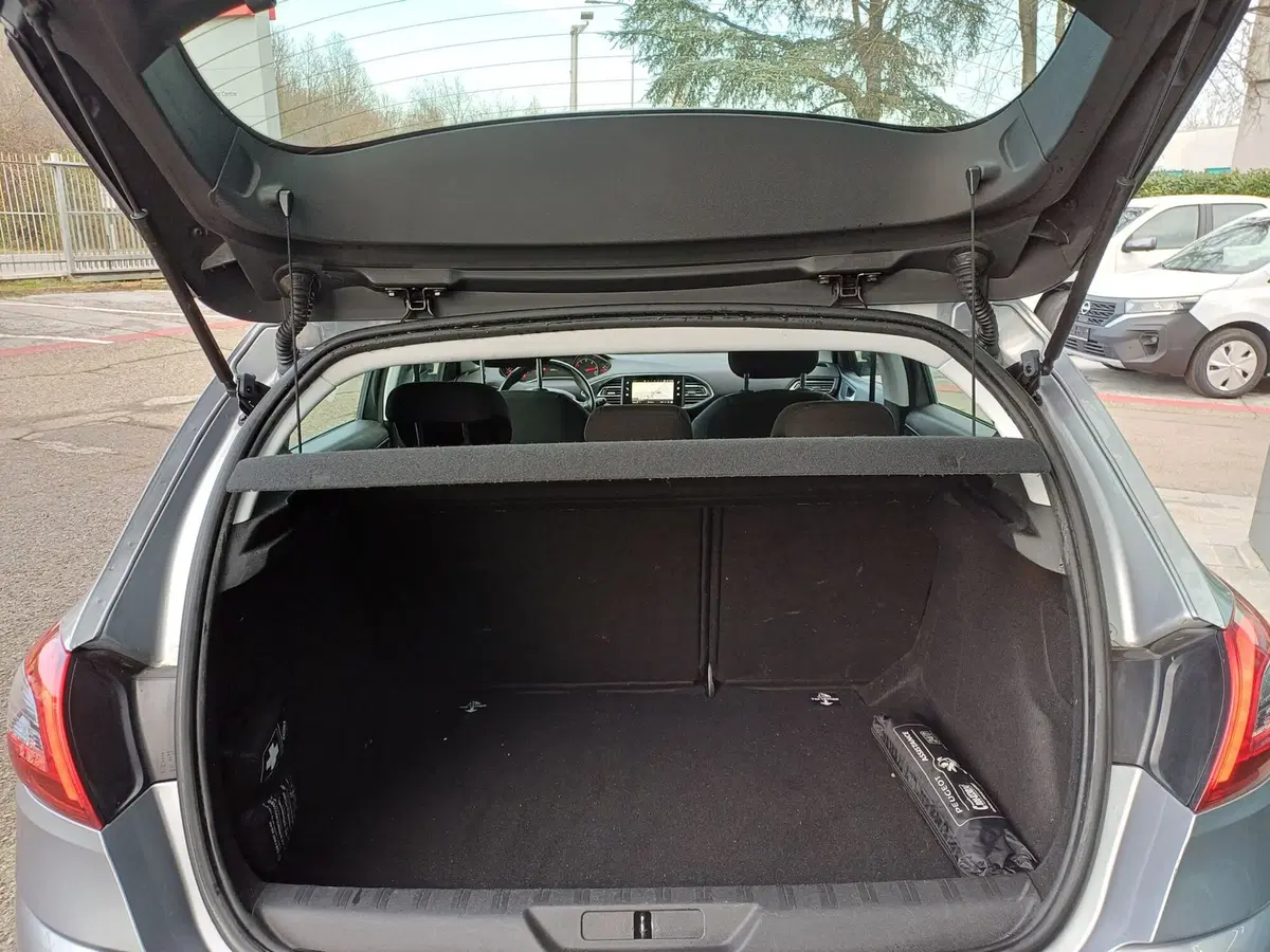 Peugeot 308 usata a Modena (6)