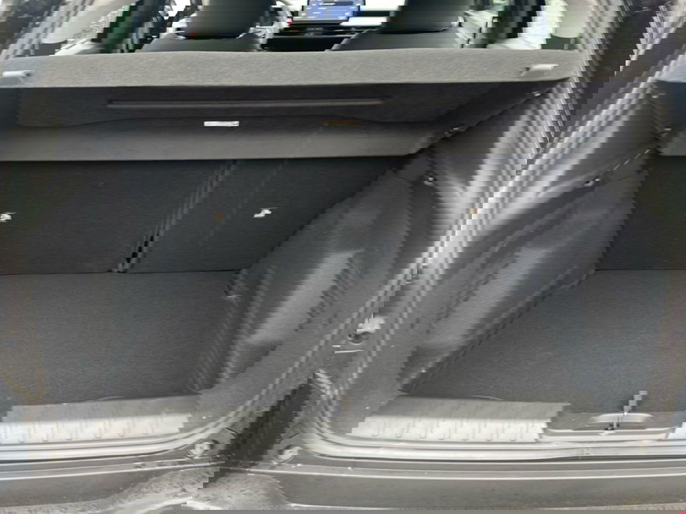 Jeep Avenger nuova a Roma (10)