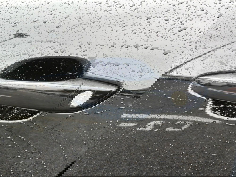 Jeep Avenger nuova a Roma (12)