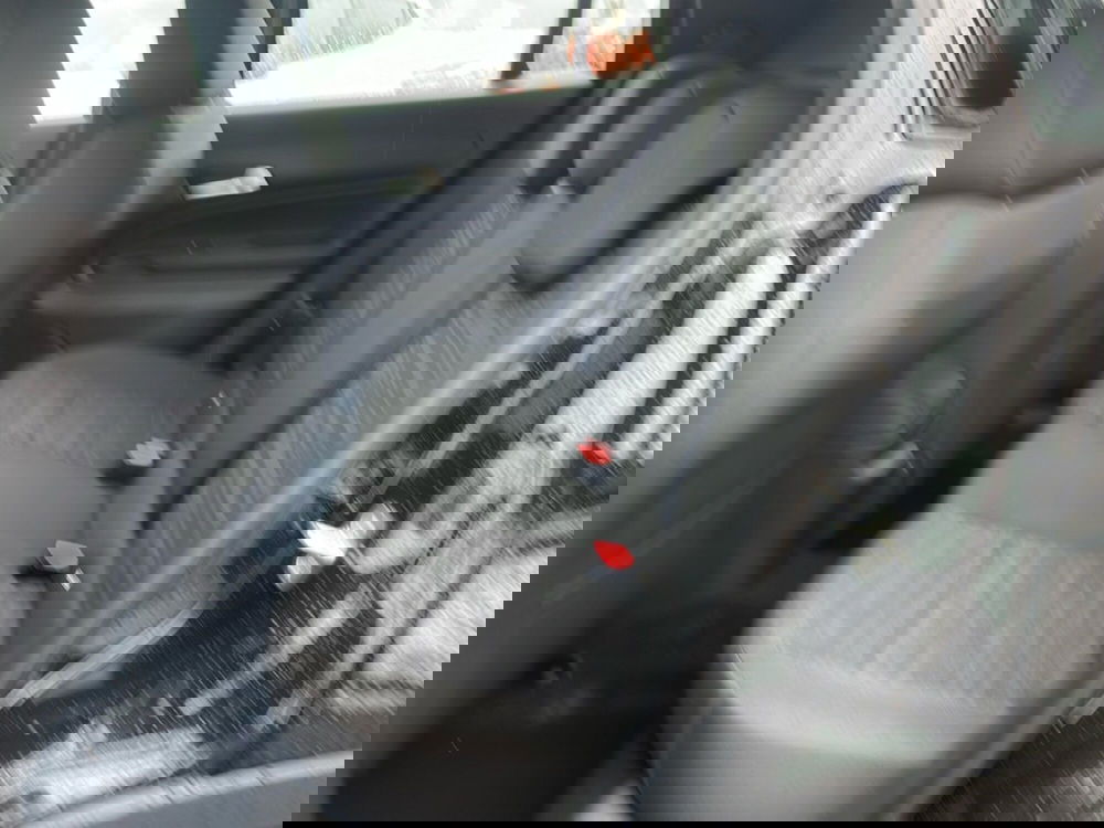 Jeep Avenger nuova a Roma (13)