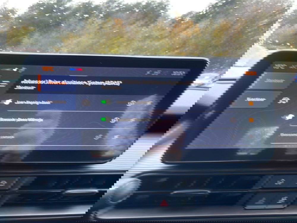 Jeep Avenger nuova a Roma (19)