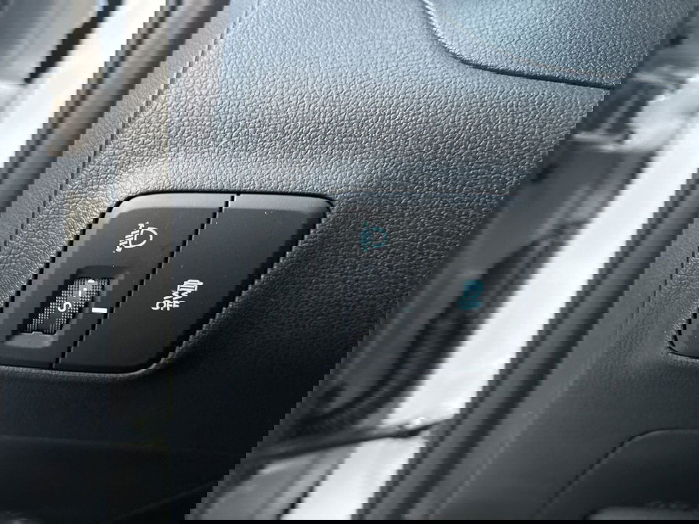 Hyundai i10 nuova a Roma (13)