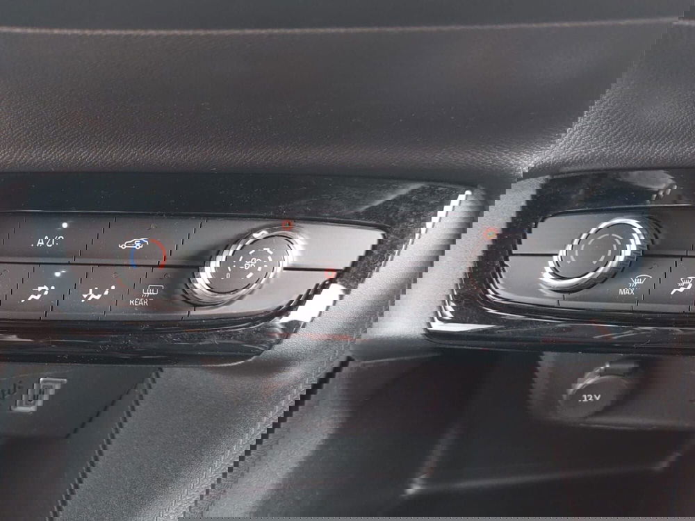 Opel Corsa usata a Pavia (7)