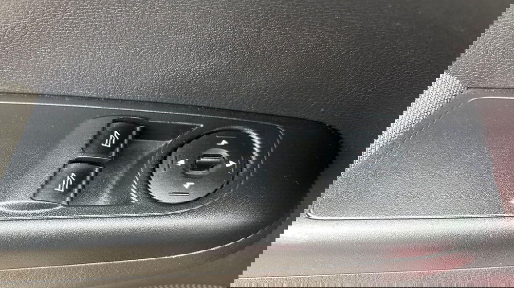 Ford Tourneo Courier usata a Padova (14)