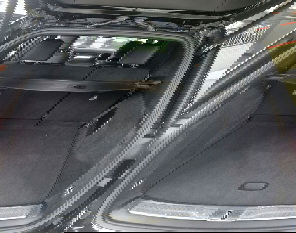 Jeep Grand Cherokee nuova a Terni (10)