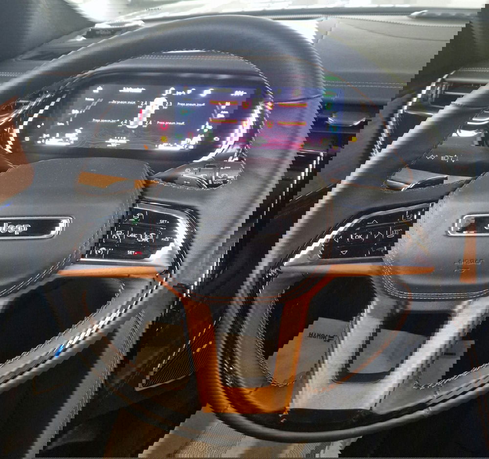 Jeep Grand Cherokee nuova a Terni (12)