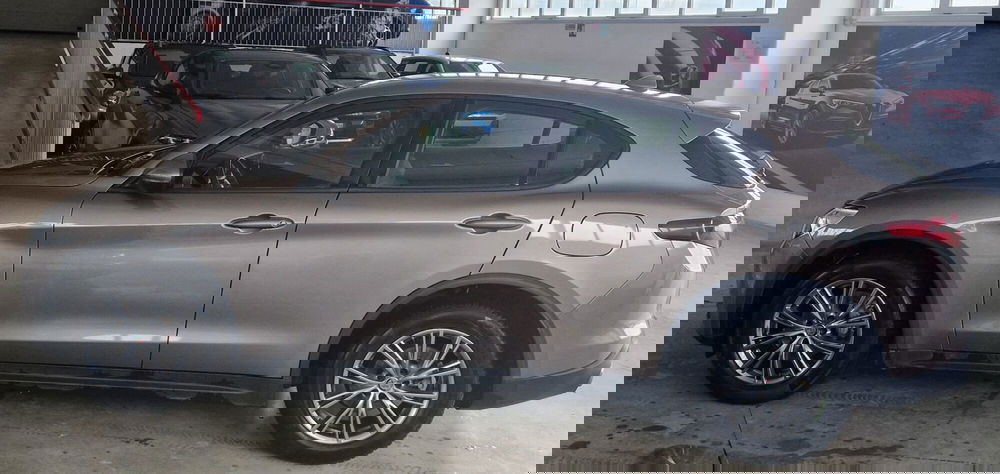 Alfa Romeo Stelvio usata a Terni (3)