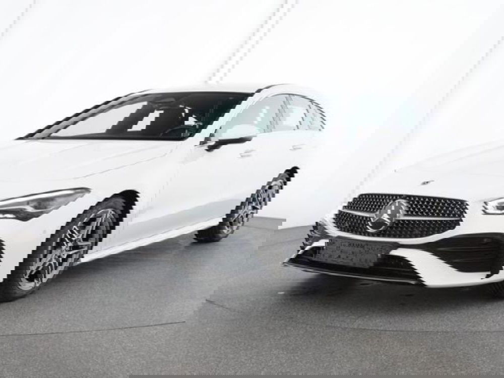 Mercedes-Benz CLA Shooting Brake usata a Milano