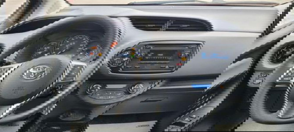 Toyota Yaris usata a Napoli (10)