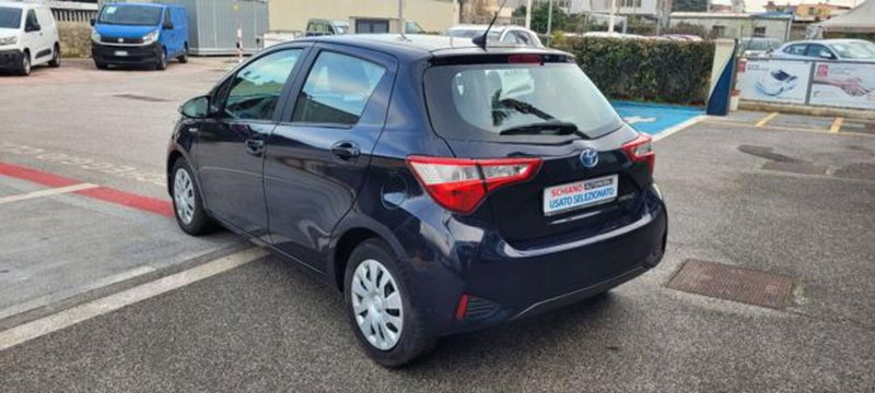 Toyota Yaris usata a Napoli (3)