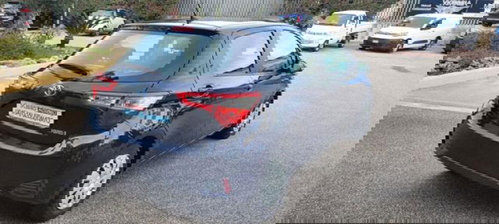 Toyota Yaris usata a Napoli (4)