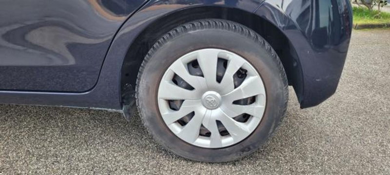 Toyota Yaris usata a Napoli (5)