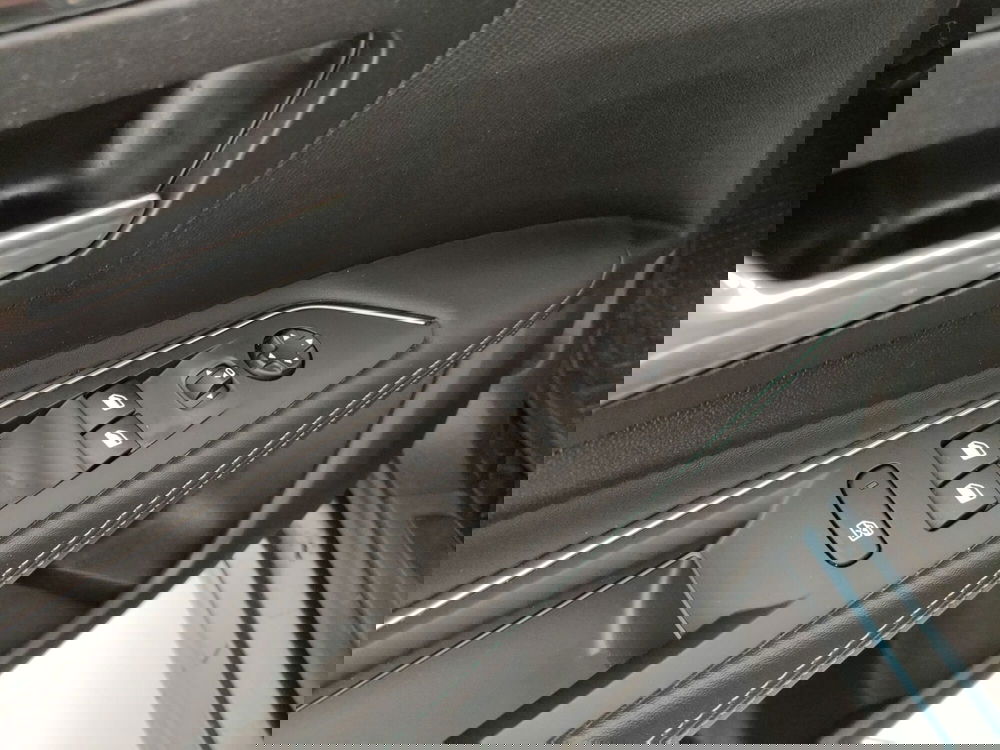 Peugeot 3008 usata a Caserta (13)