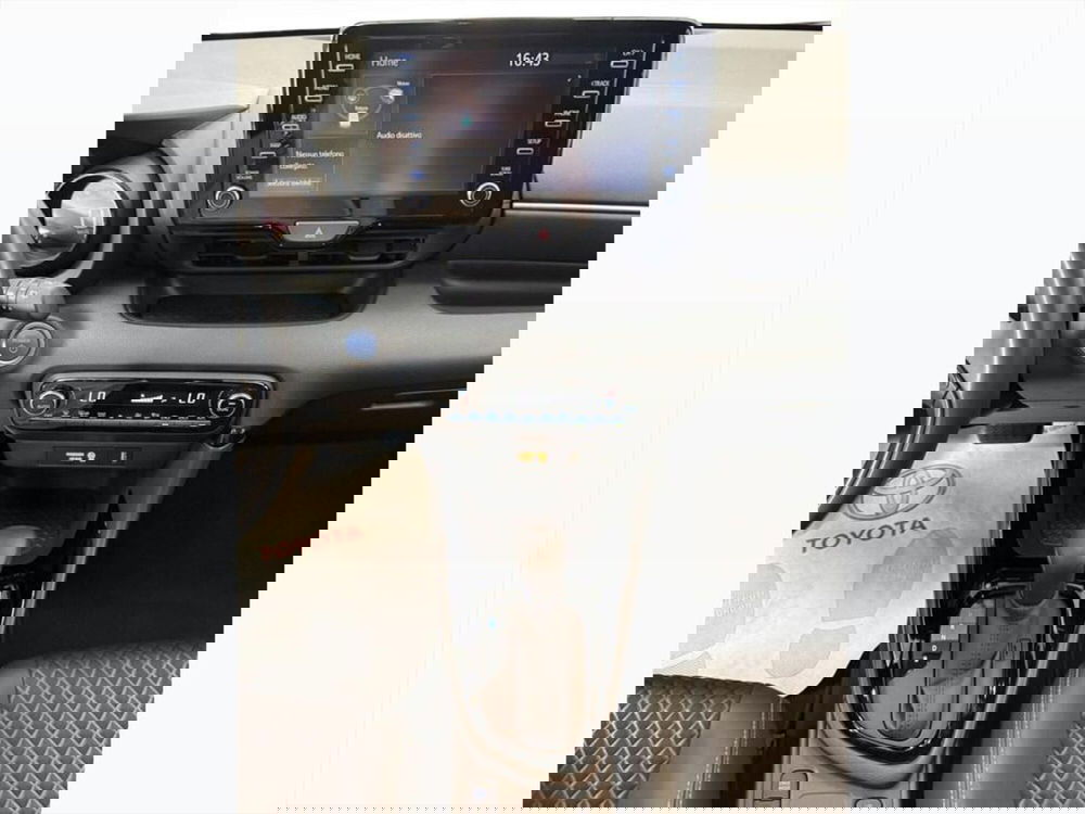 Toyota Yaris Cross usata a Monza e Brianza (13)