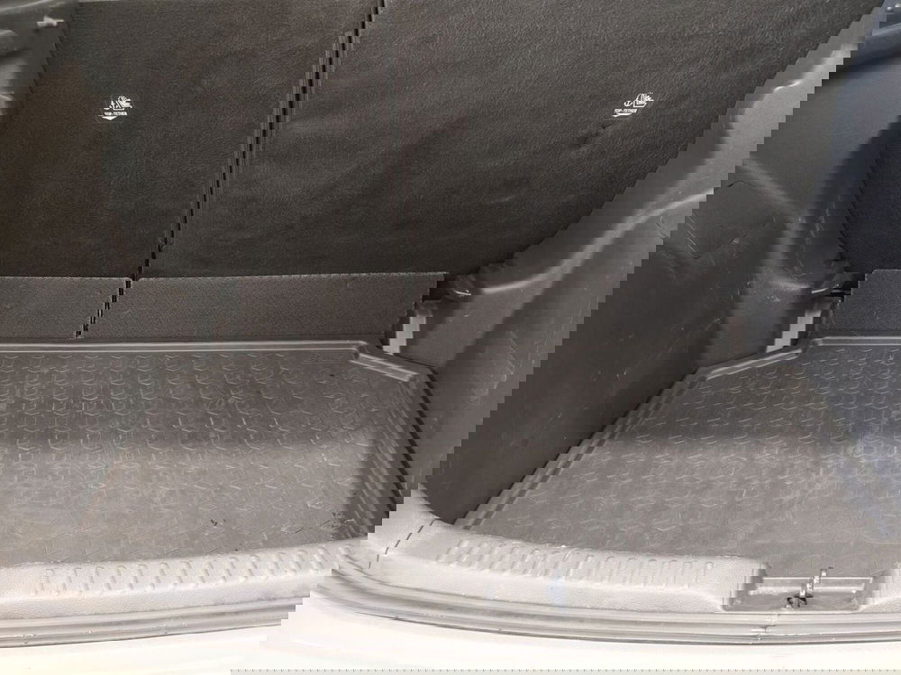 Toyota Yaris usata a Roma (13)