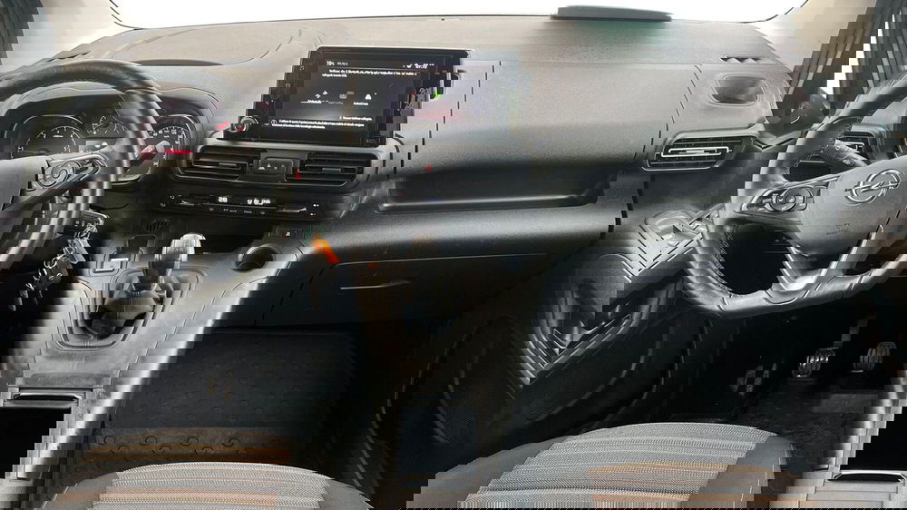 Opel Combo Life usata a Viterbo (12)