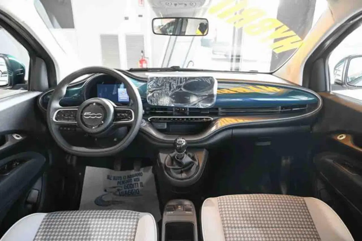 Fiat 500 nuova a Torino (9)