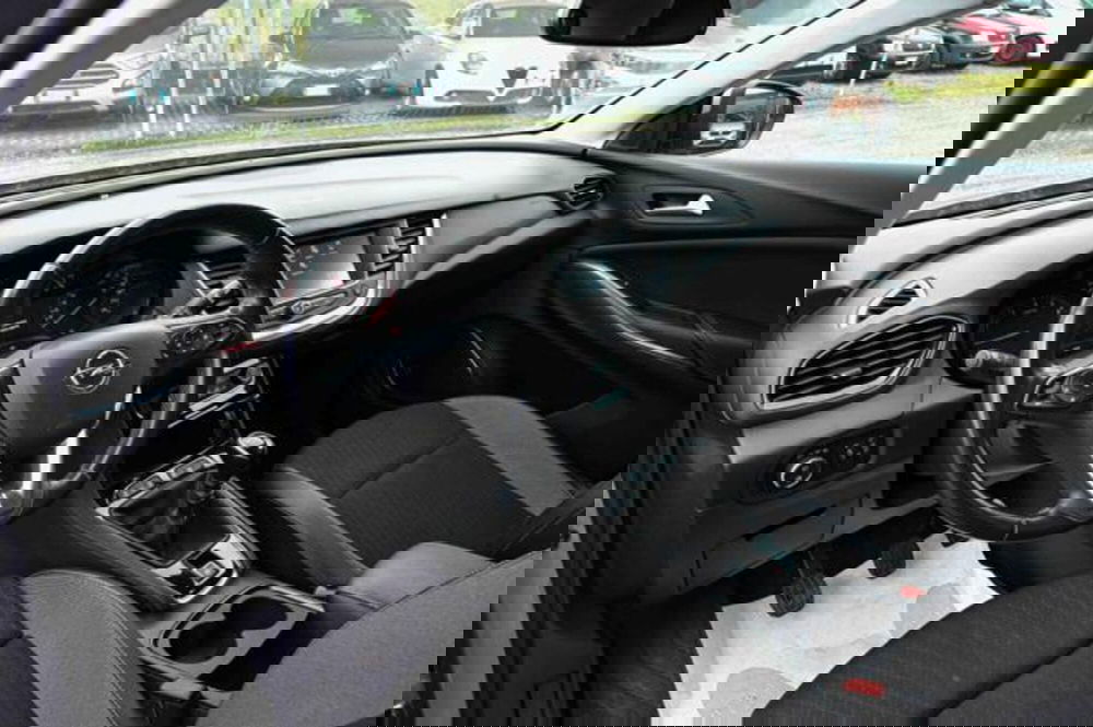 Opel Grandland X usata a Torino (12)