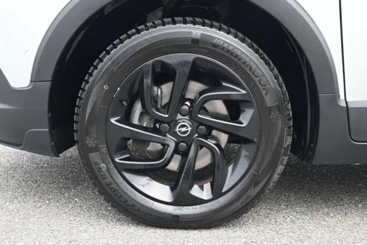 Opel Crossland X usata a Torino (10)