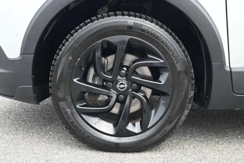 Opel Crossland X usata a Torino (10)