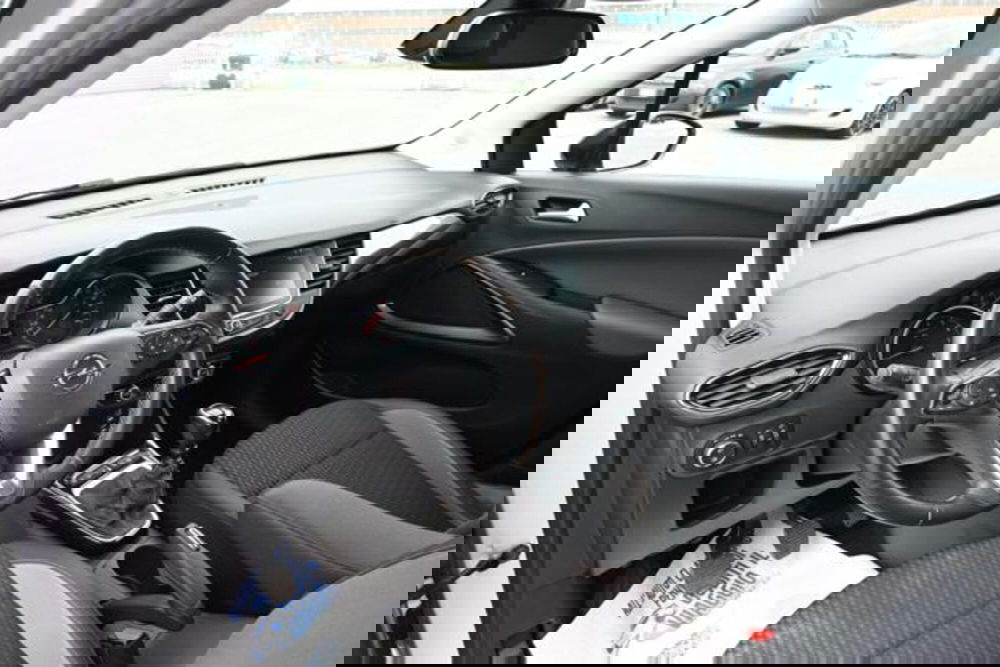 Opel Crossland X usata a Torino (12)