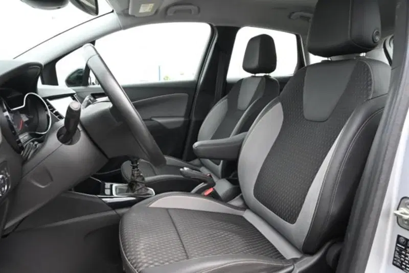 Opel Crossland X usata a Torino (14)