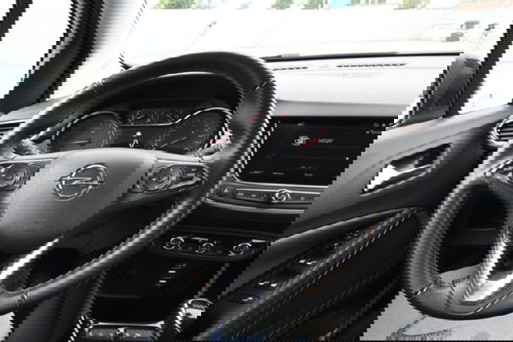 Opel Crossland X usata a Torino (16)