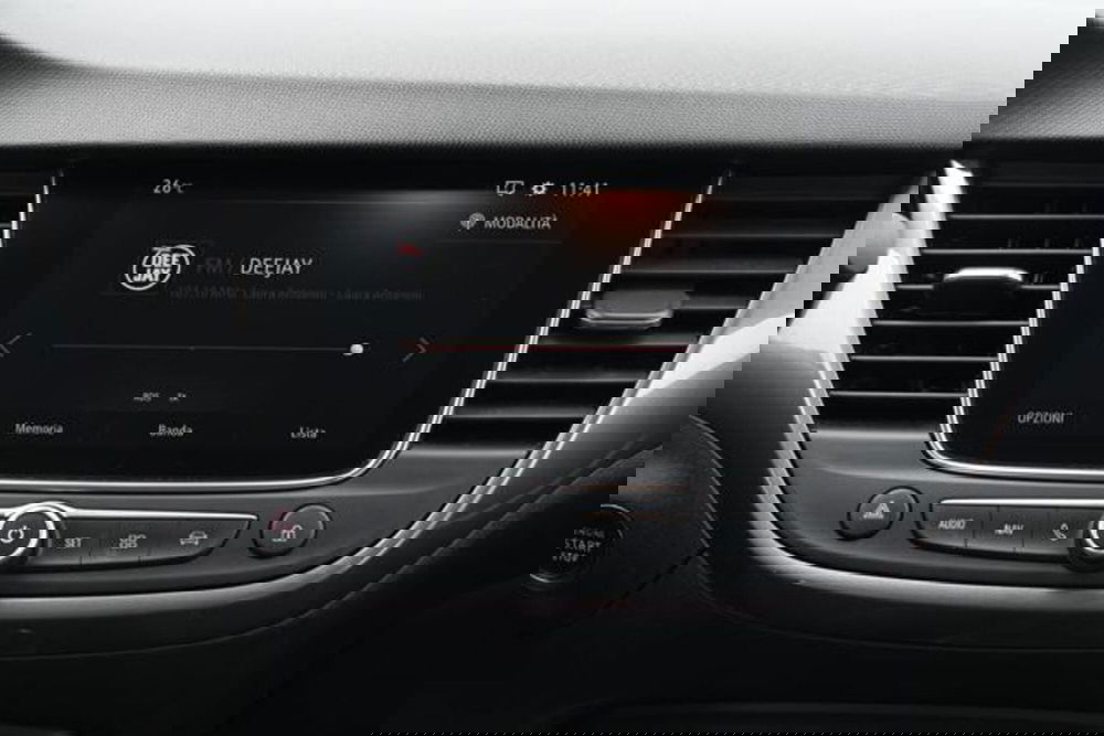 Opel Crossland X usata a Torino (18)