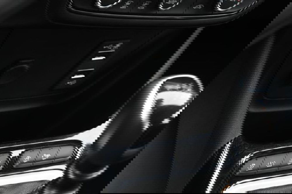 Opel Crossland X usata a Torino (20)