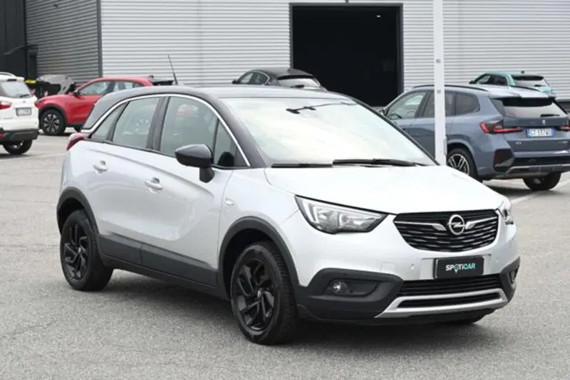 Opel Crossland X usata a Torino (3)