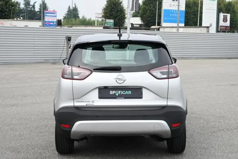 Opel Crossland X usata a Torino (6)