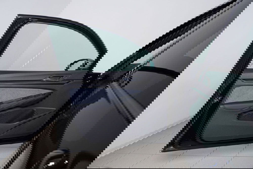 Volkswagen Golf nuova a Perugia (14)