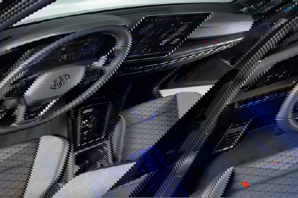 Volkswagen Golf nuova a Perugia (15)